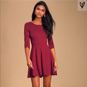NWT burgundy quarter sleeve scalloped dress